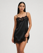 Rochie Muse din dantelă romantică