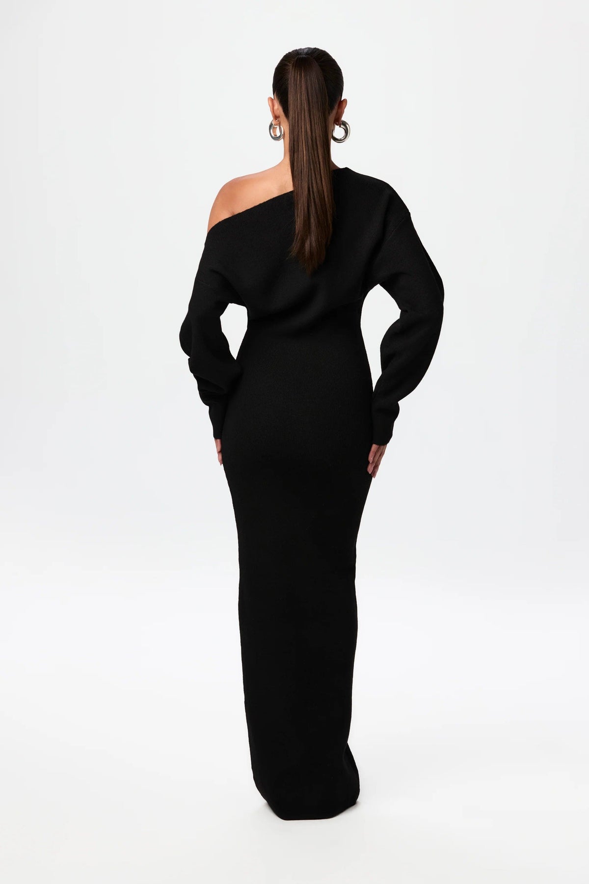 Valetti Giaro | Isolde Off-Shoulder Knit Maxi Dress