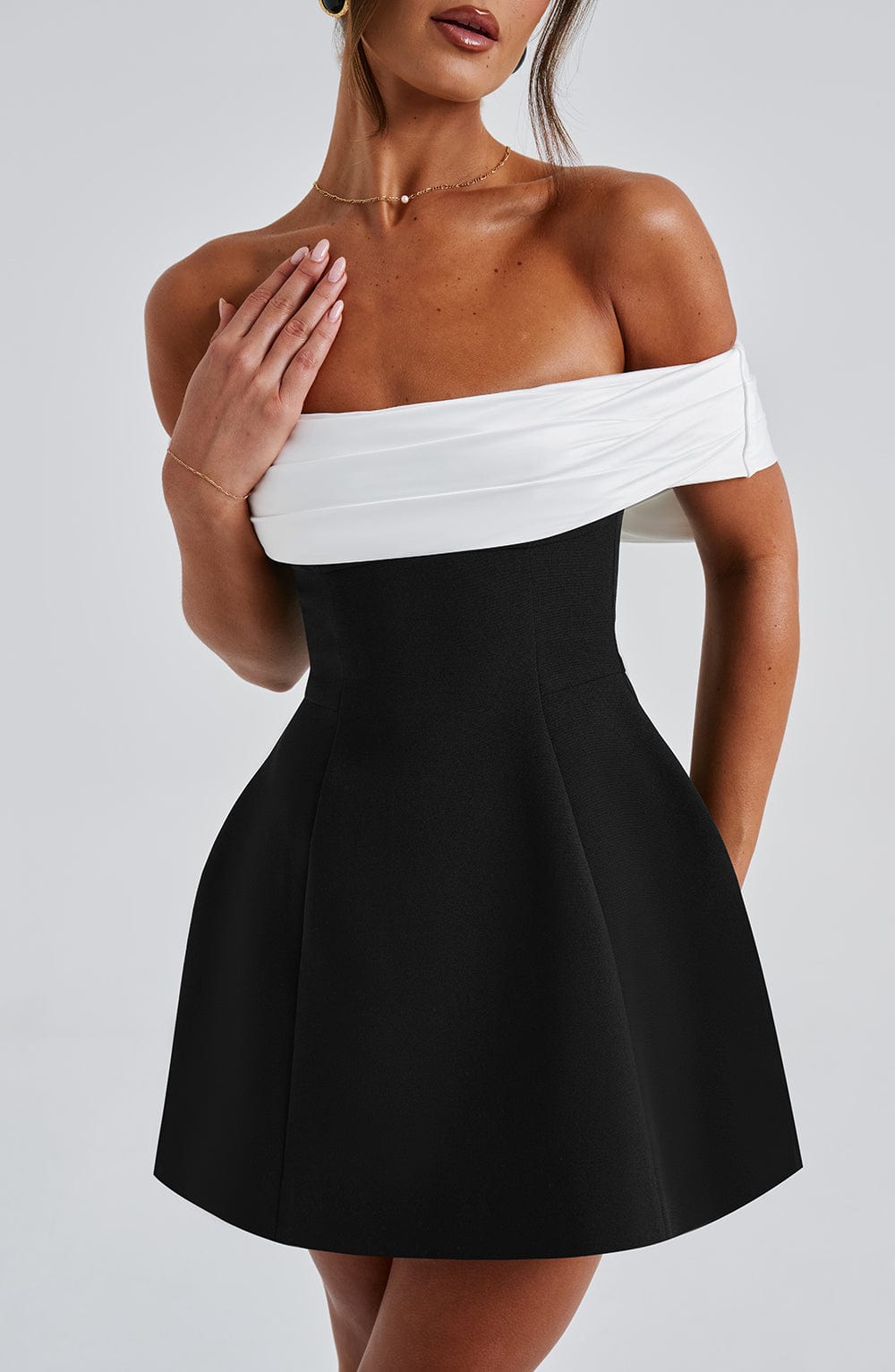 Valetti Giaro | Delta Bow-Back Bubble Mini Dress
